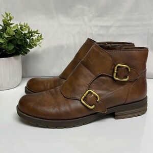 Naturalizer N5 Comfort Buckle Ankle Boots